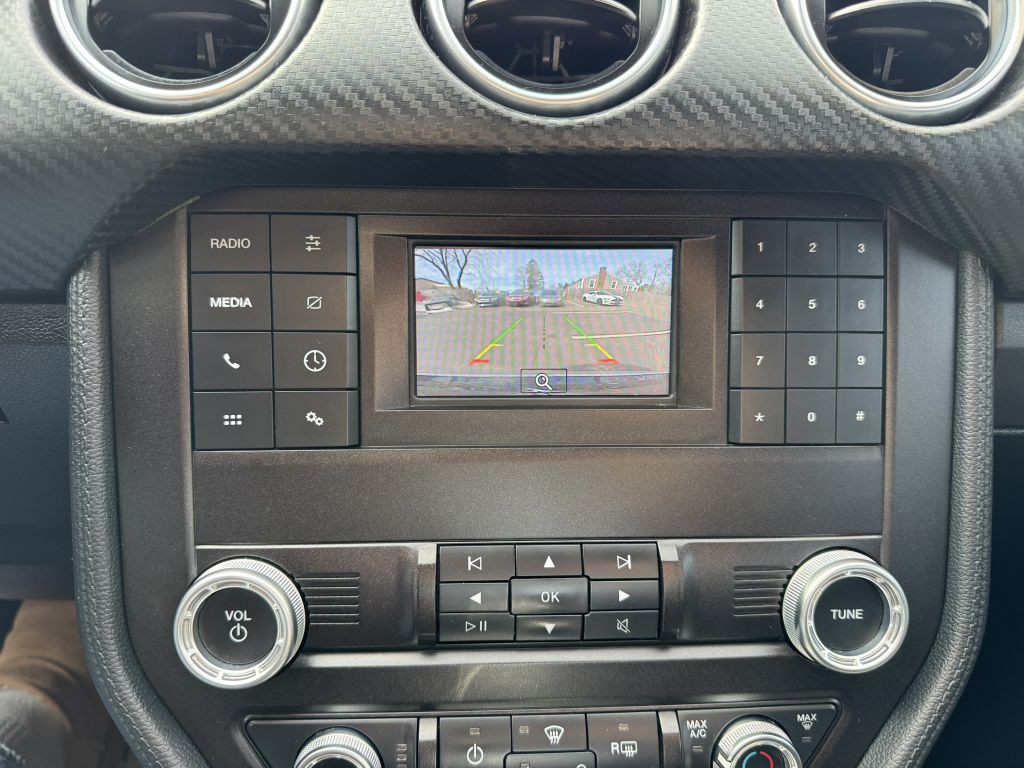 2019 Ford Mustang Image 20