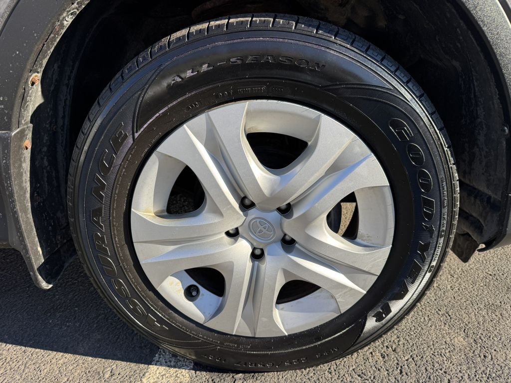 2014 Toyota Rav4 Image 12