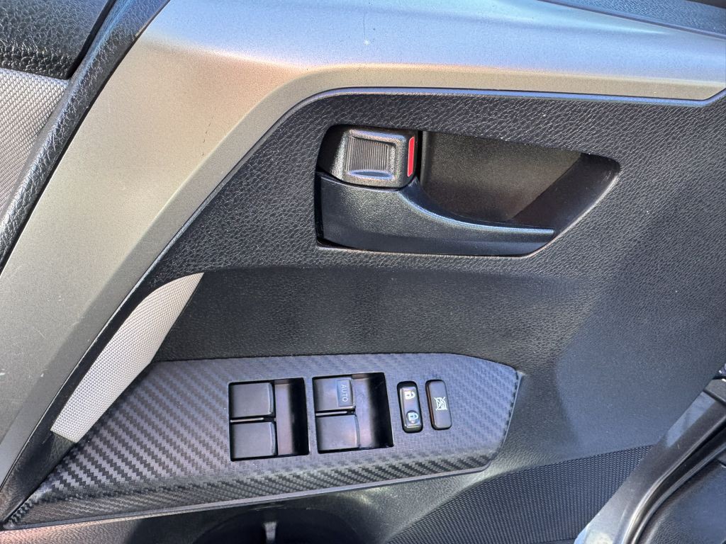 2014 Toyota Rav4 Image 15