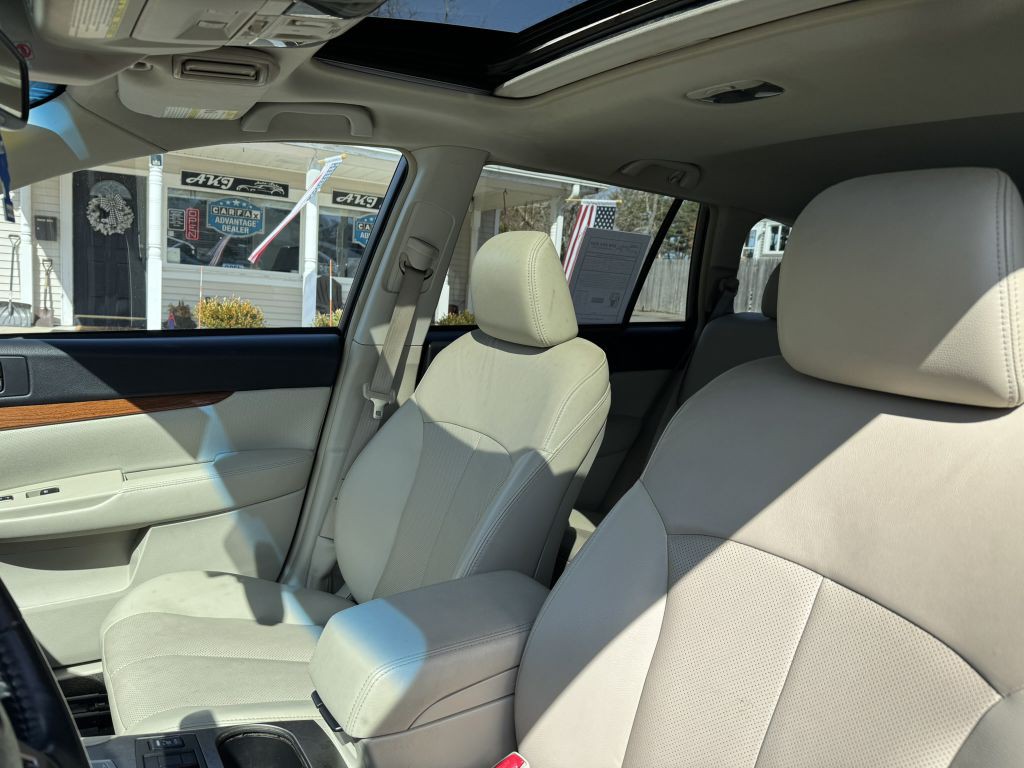 2014 Subaru Outback Image 10