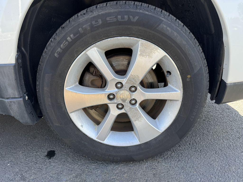 2014 Subaru Outback Image 12