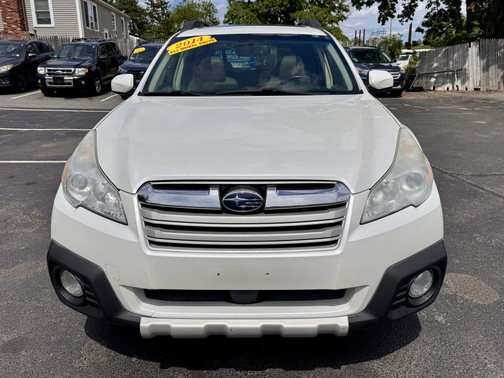 2014 Subaru Outback Image 2