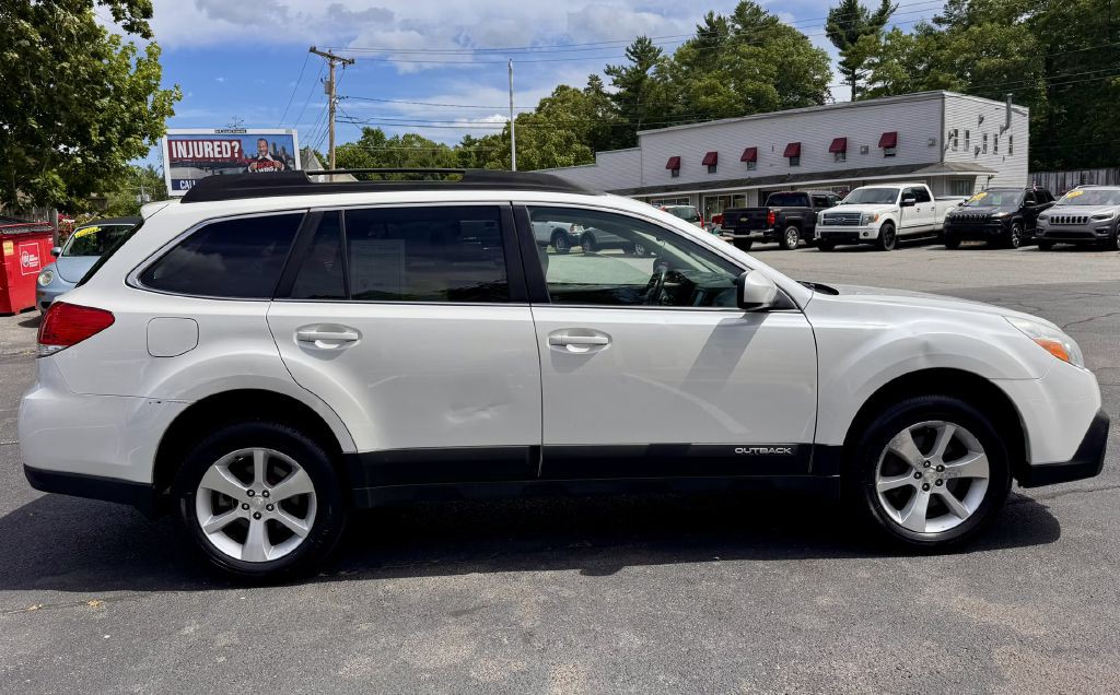 2014 Subaru Outback Image 4
