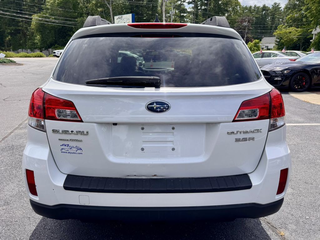 2014 Subaru Outback Image 5