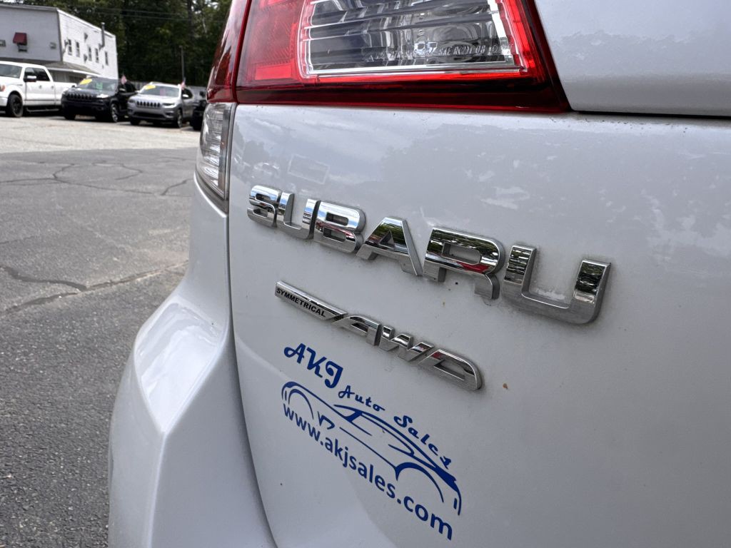 2014 Subaru Outback Image 31