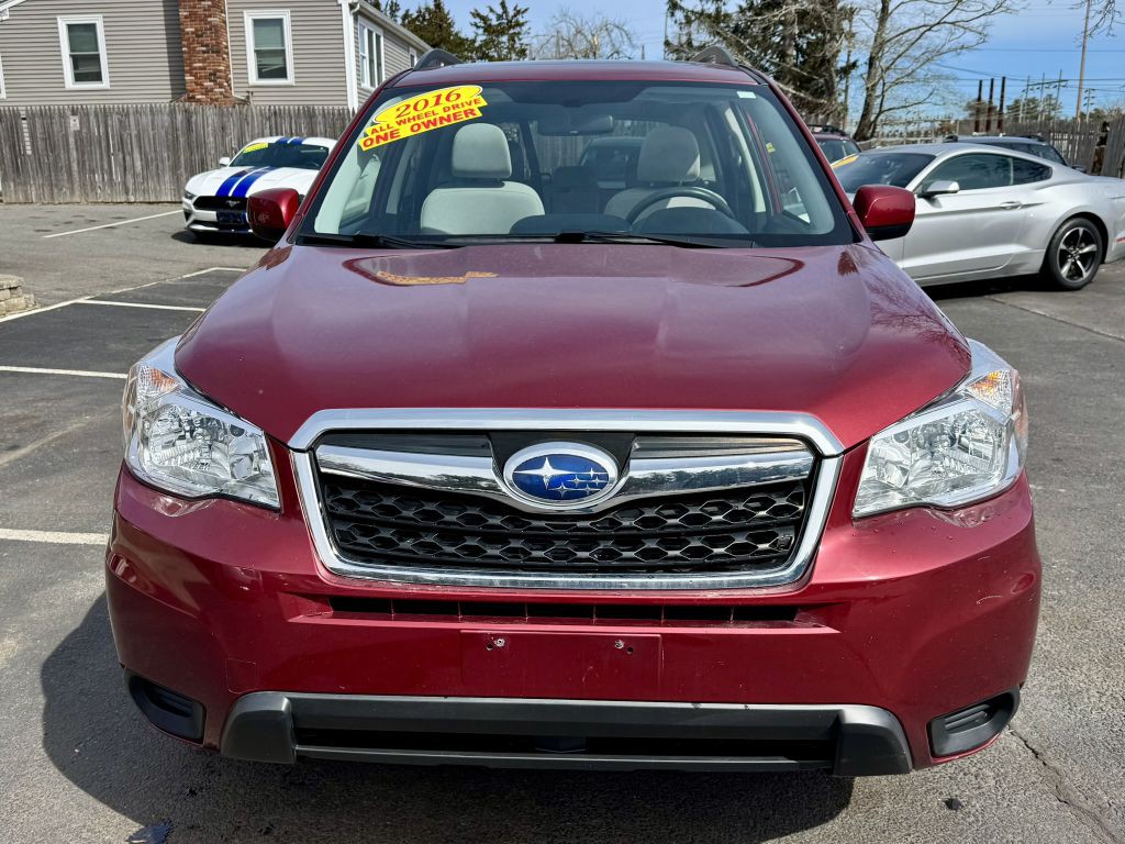 2016 Subaru Forester Image 2