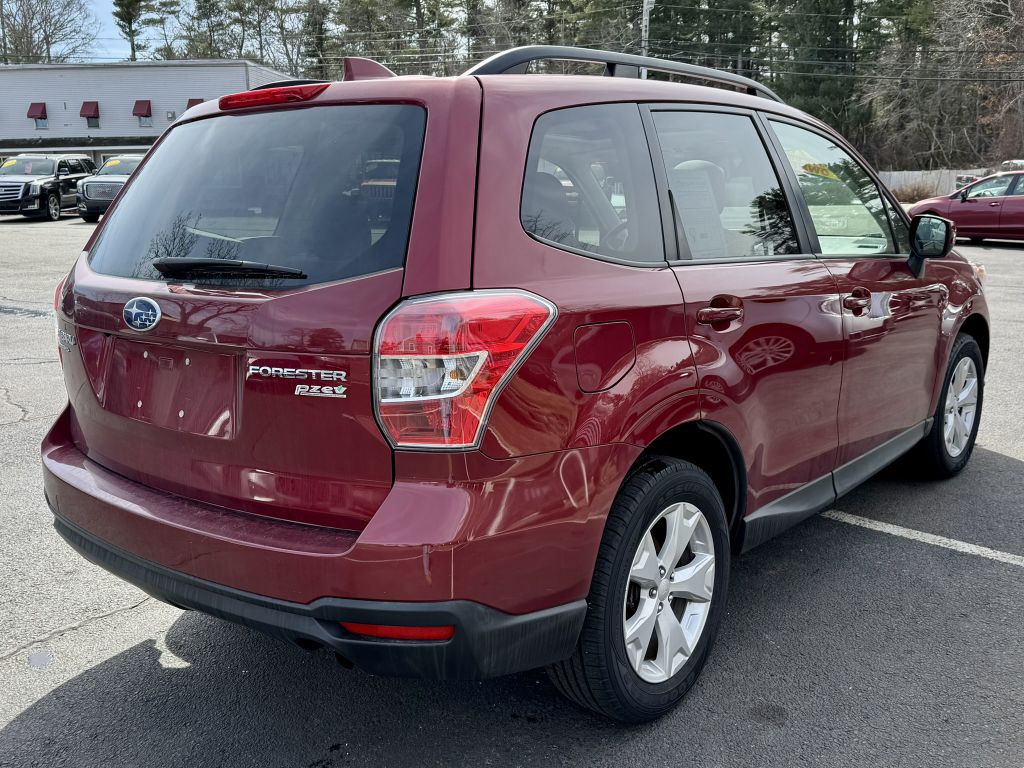 2016 Subaru Forester Image 6