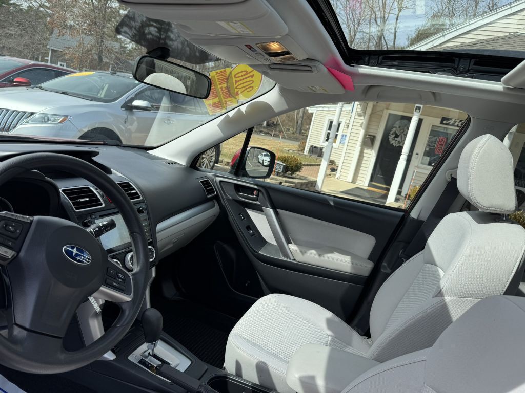 2016 Subaru Forester Image 9