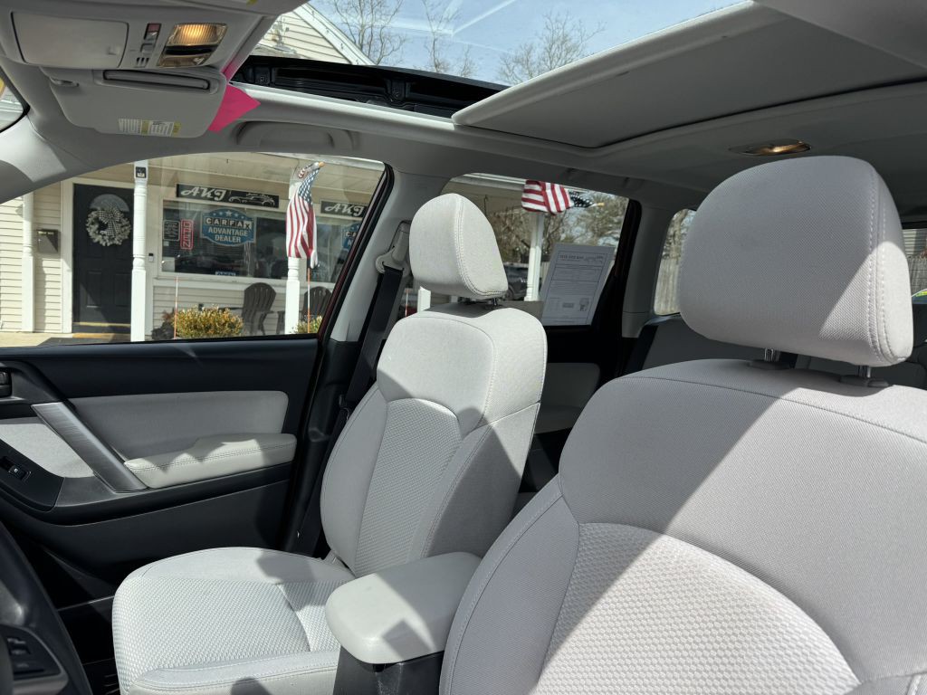 2016 Subaru Forester Image 10