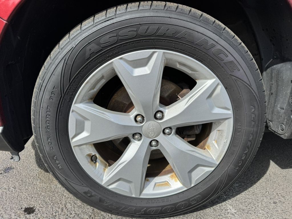 2016 Subaru Forester Image 13