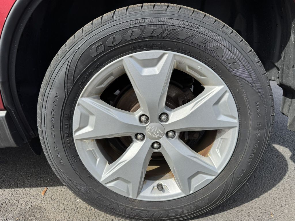 2016 Subaru Forester Image 14