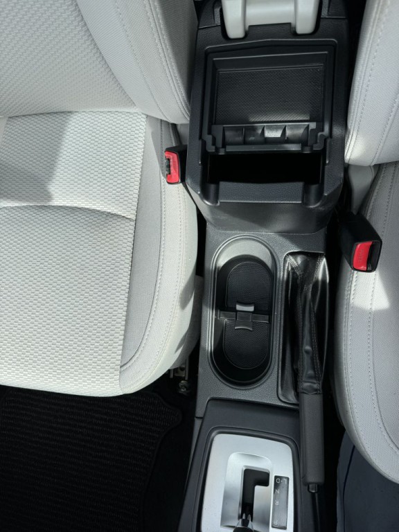 2016 Subaru Forester Image 24