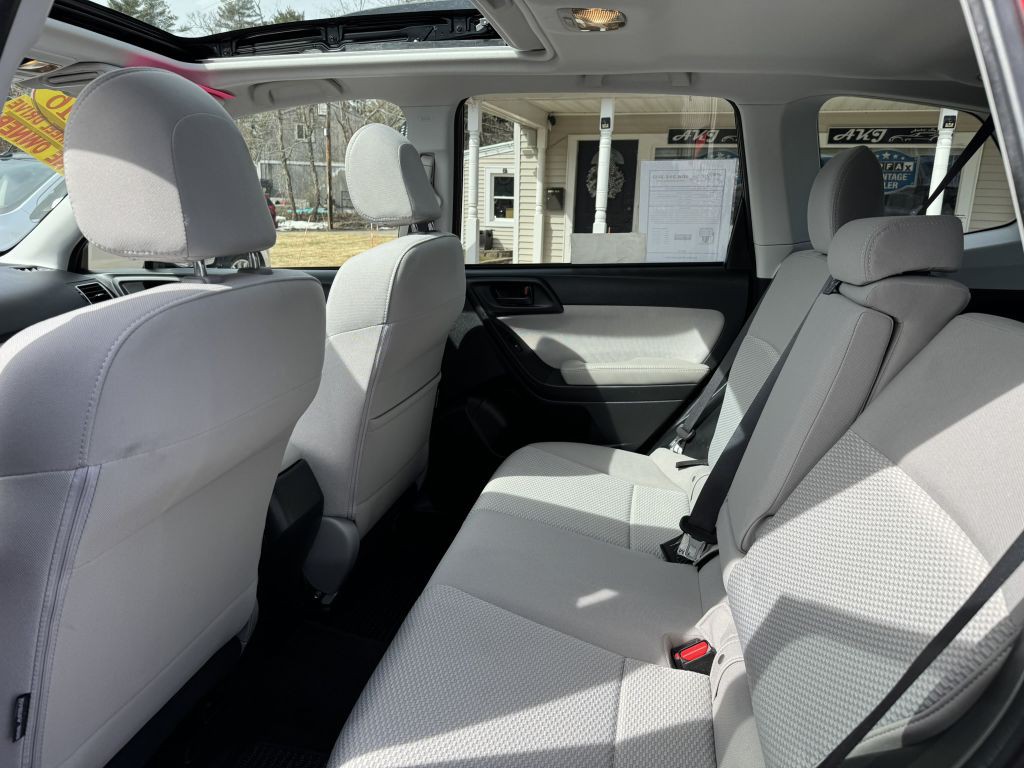 2016 Subaru Forester Image 29