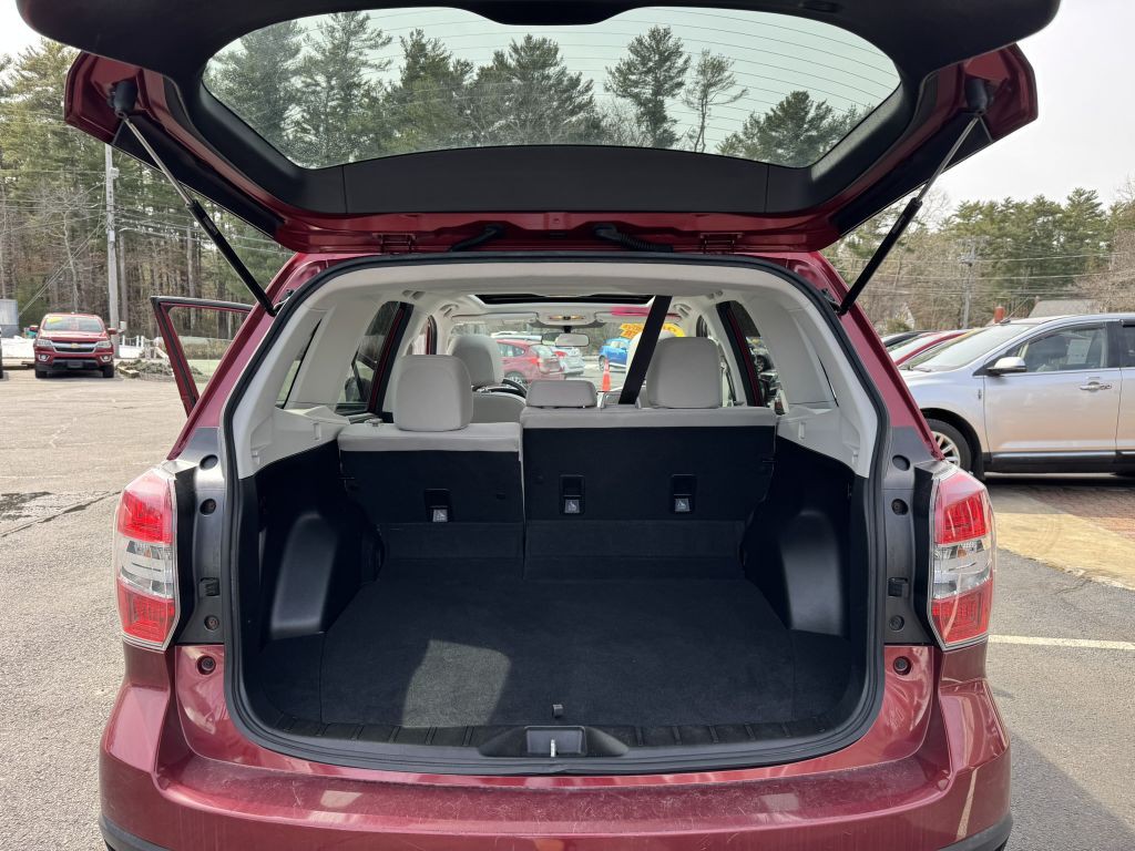 2016 Subaru Forester Image 30