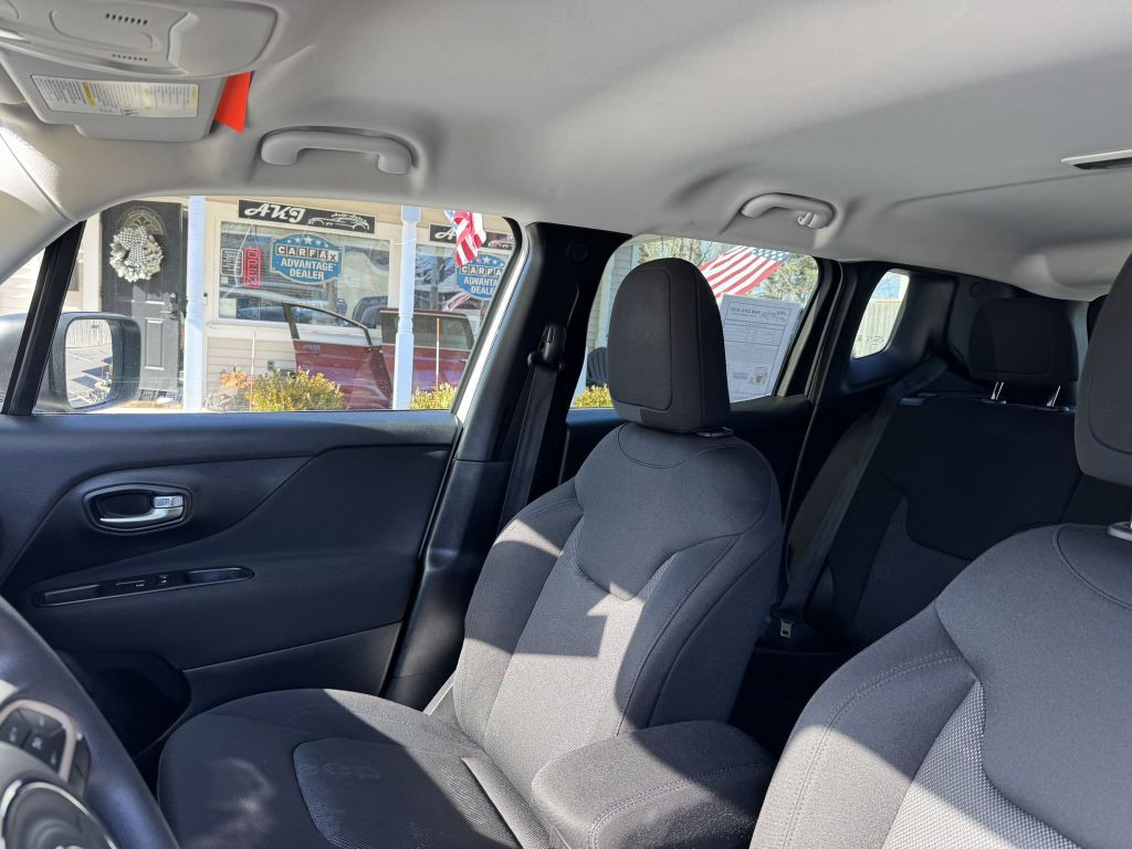 2017 Jeep Renegade Image 10