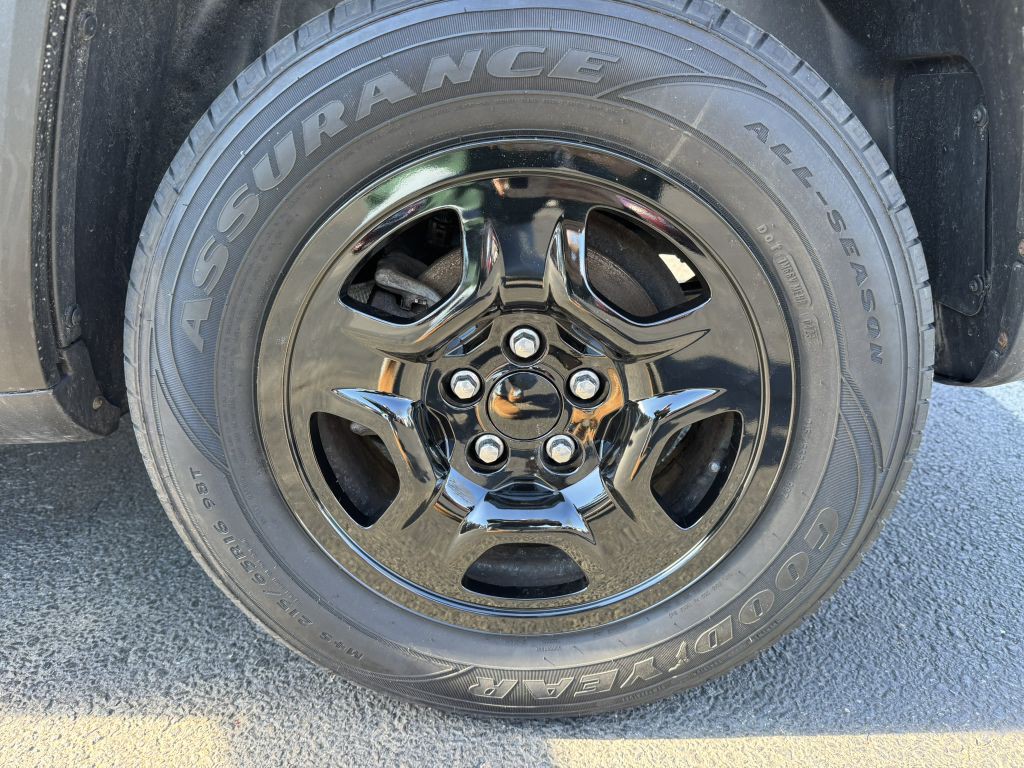 2017 Jeep Renegade Image 14