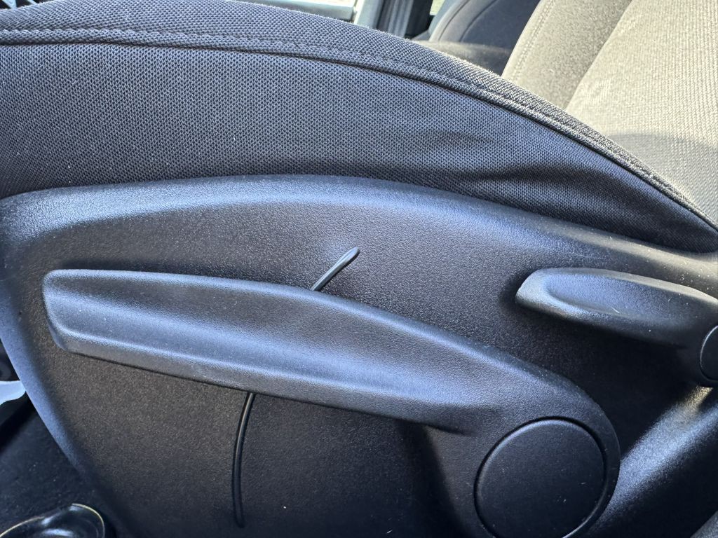 2017 Jeep Renegade Image 17