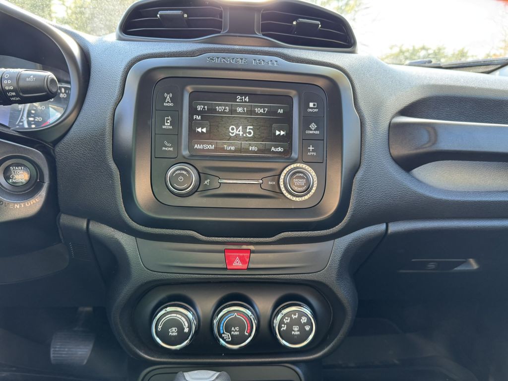 2017 Jeep Renegade Image 21