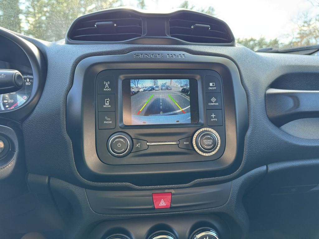 2017 Jeep Renegade Image 22