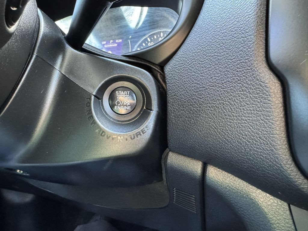 2017 Jeep Renegade Image 23