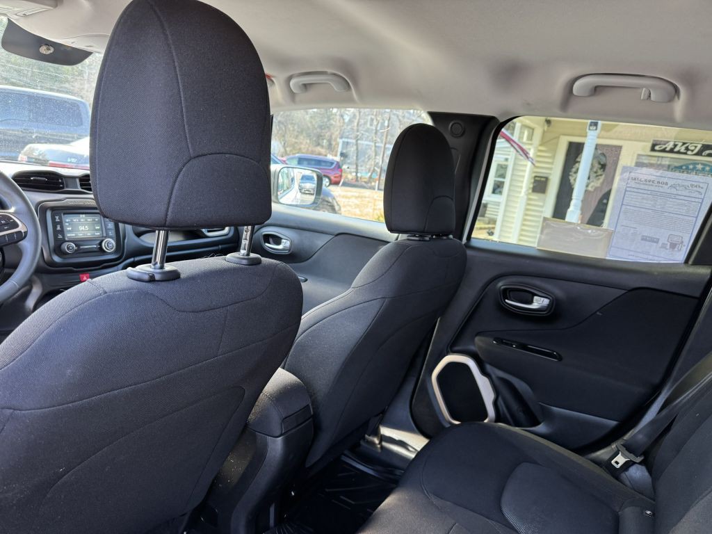 2017 Jeep Renegade Image 27