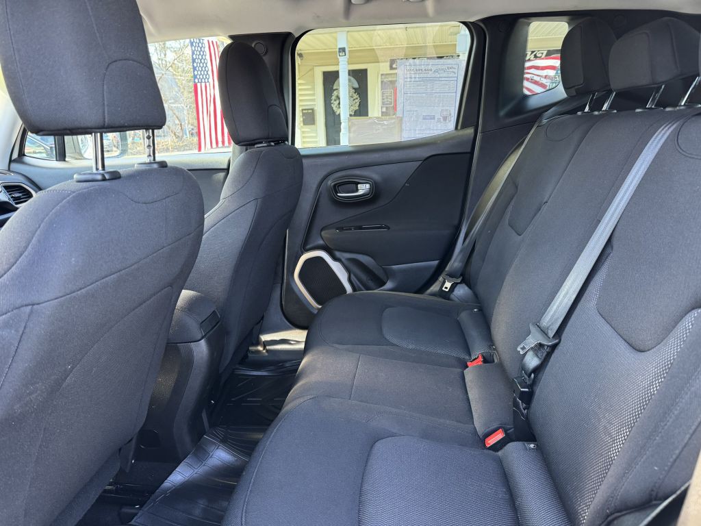 2017 Jeep Renegade Image 28