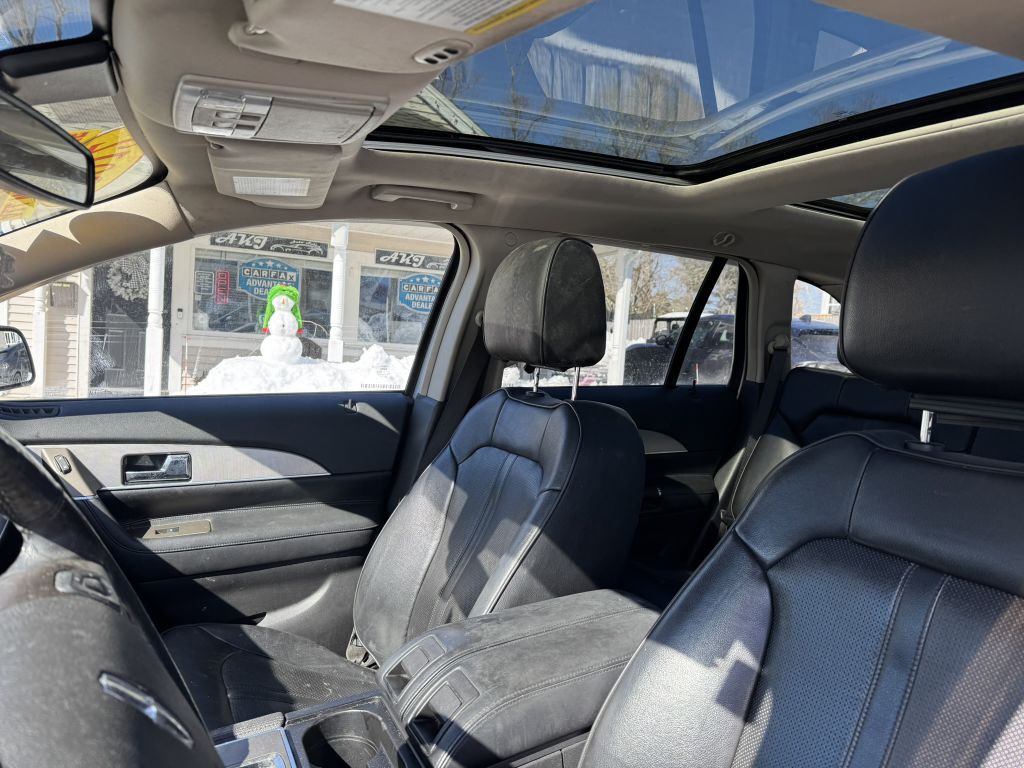 2012 Lincoln MKX Image 10