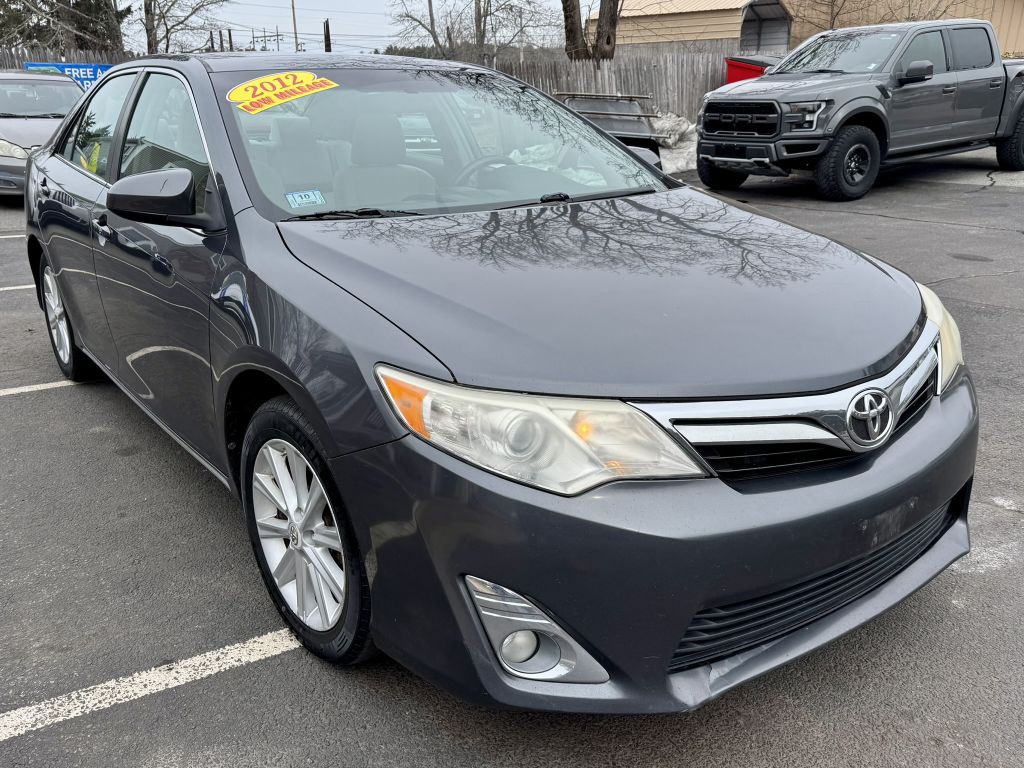 2012 Toyota Camry Image 3