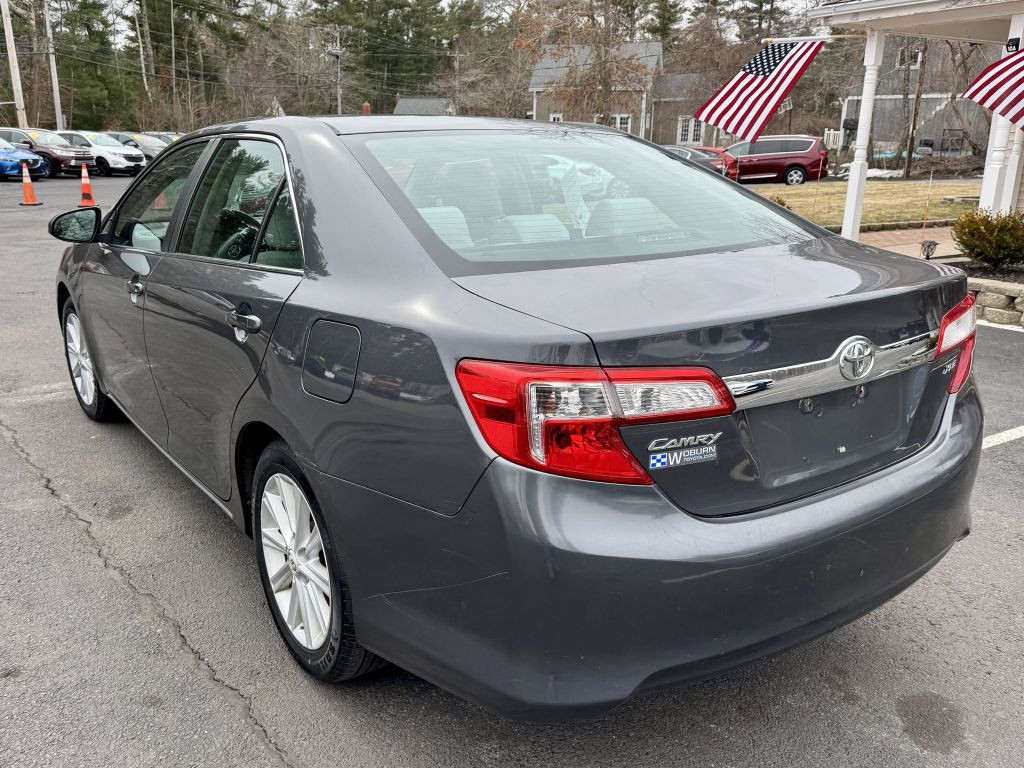 2012 Toyota Camry Image 7