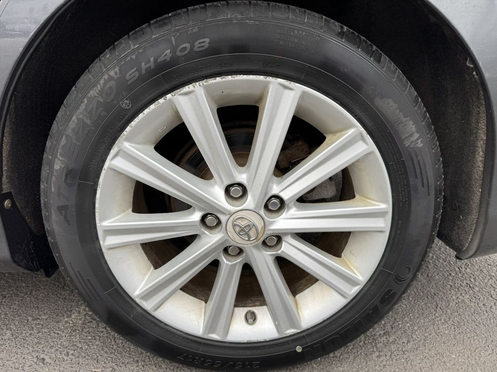 2012 Toyota Camry Image 14