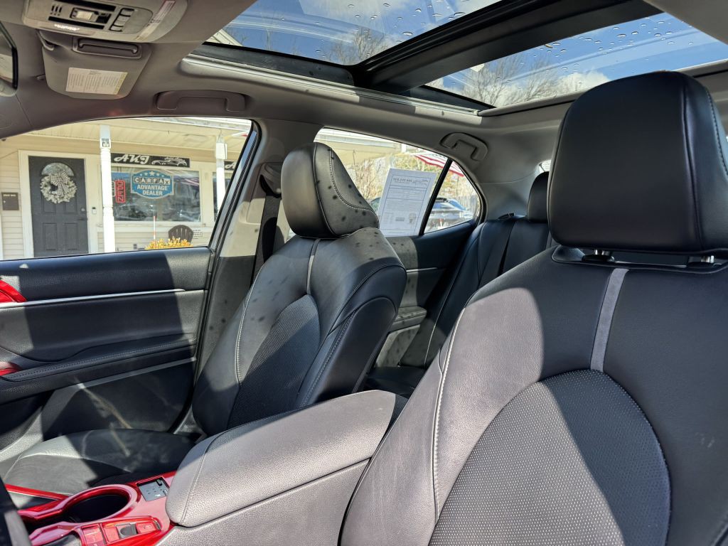 2021 Toyota Camry Image 10