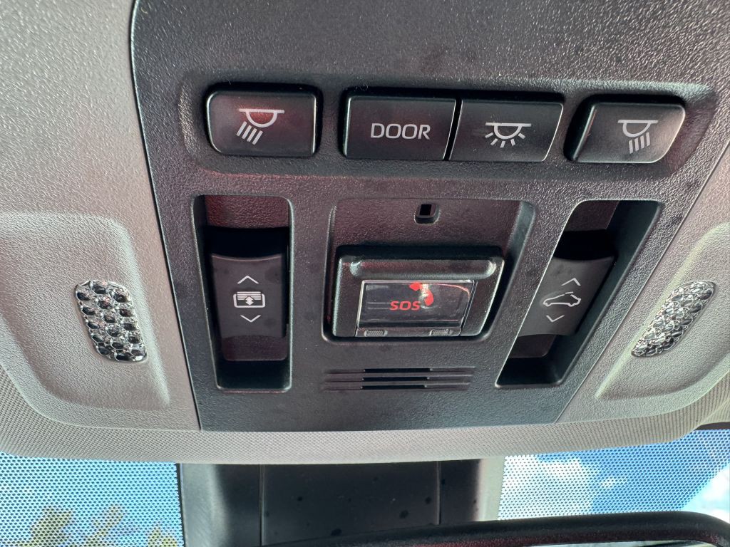 2021 Toyota Camry Image 28