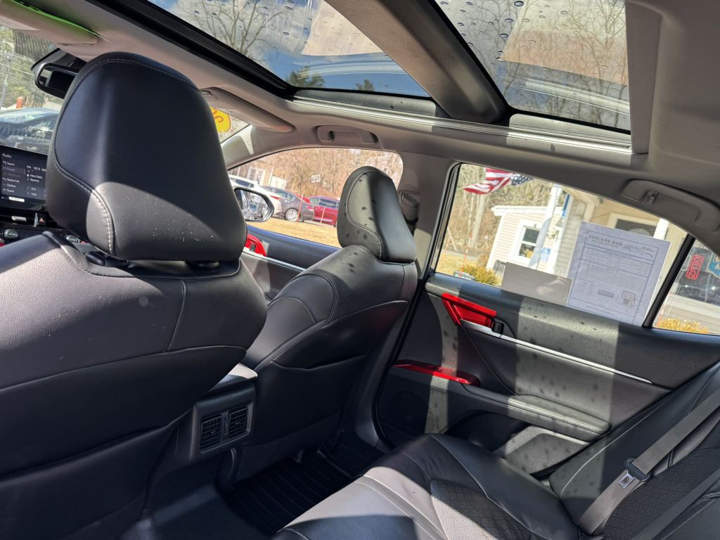 2021 Toyota Camry Image 30
