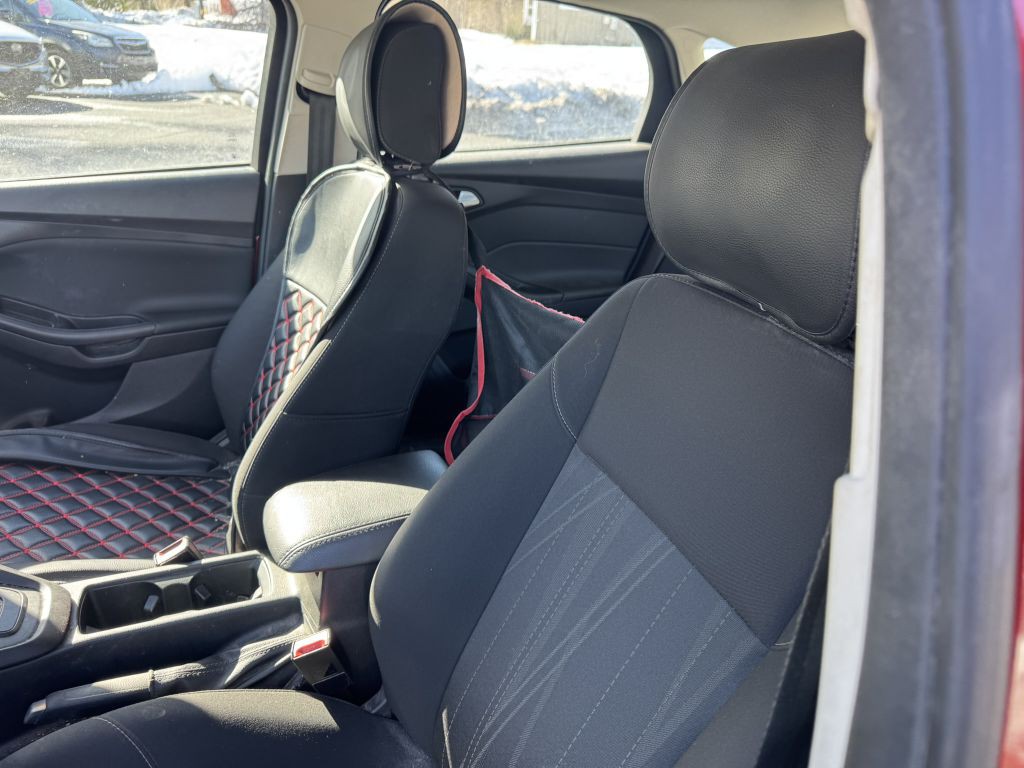 2018 Ford Focus Image 5