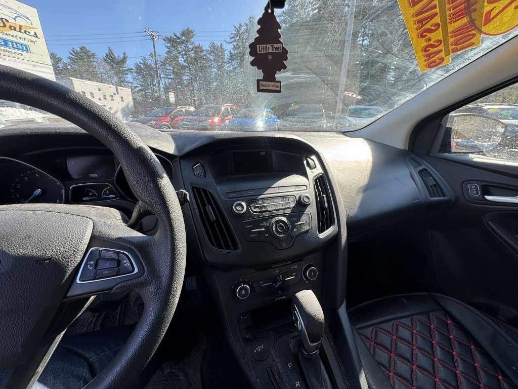 2018 Ford Focus Image 18