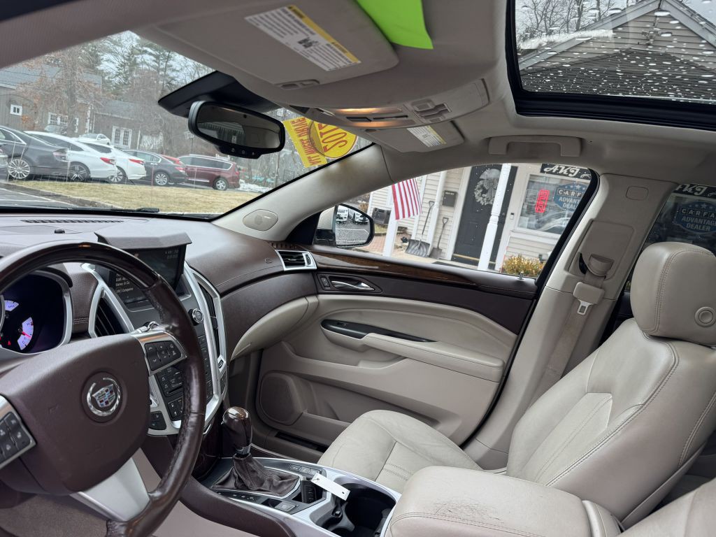 2012 Cadillac SRX Image 9