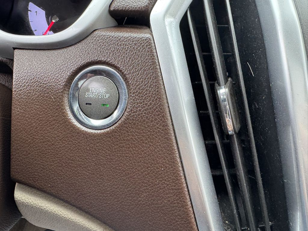 2012 Cadillac SRX Image 23