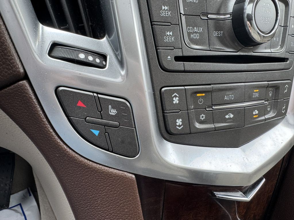 2012 Cadillac SRX Image 24