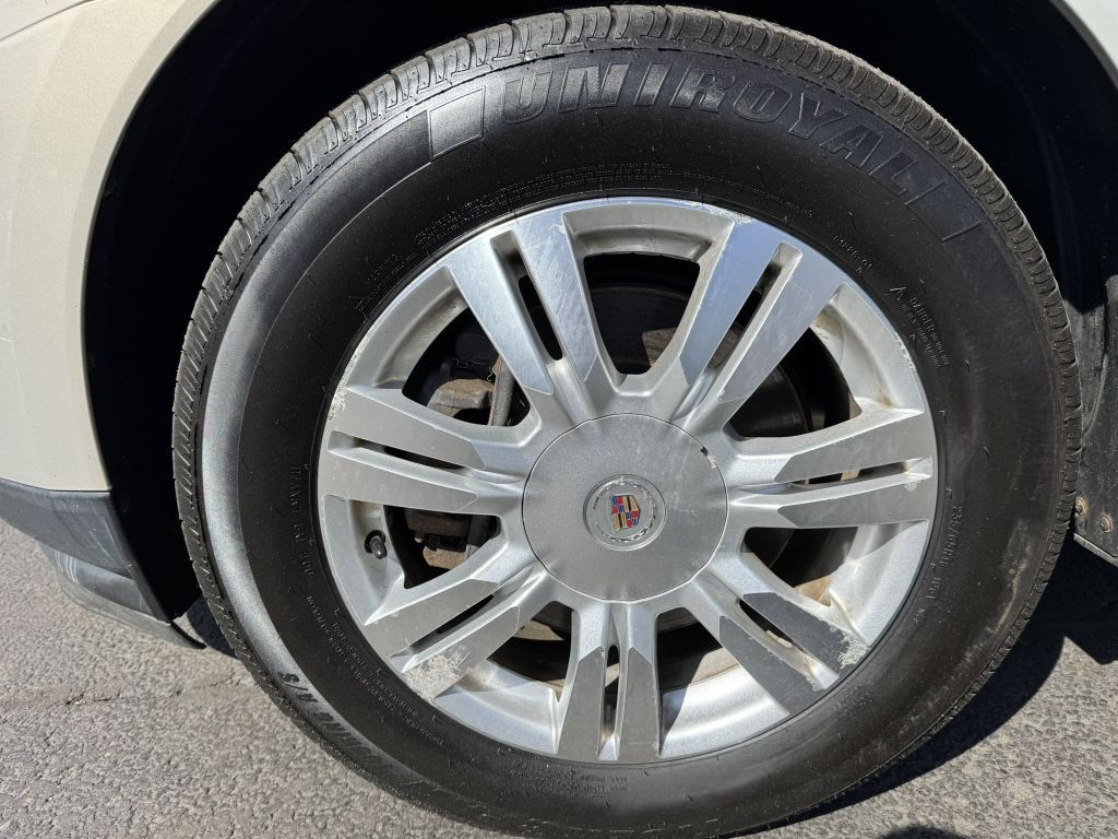 2012 Cadillac SRX Image 13