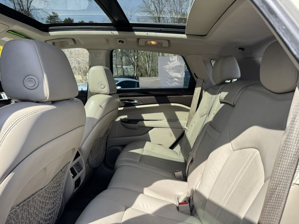 2012 Cadillac SRX Image 29