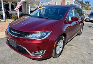 Image for 2020 Chrysler Pacifica Touring L ID: 7245294