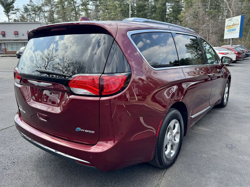 2020 Chrysler Pacifica Image 5