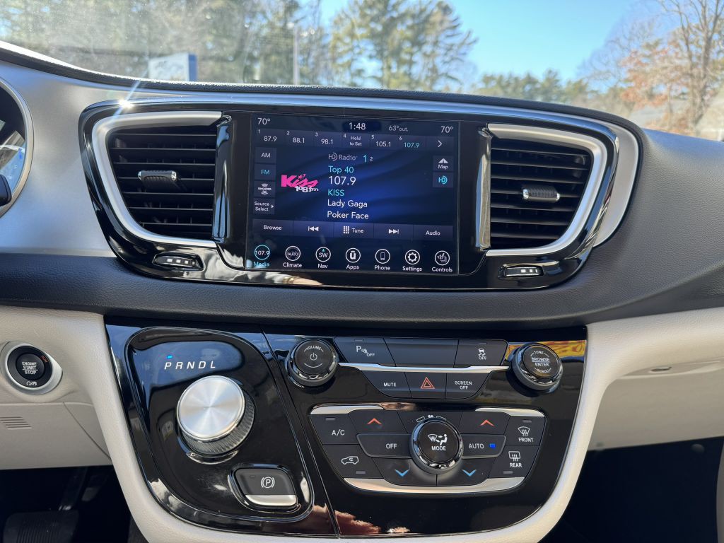 2020 Chrysler Pacifica Image 21