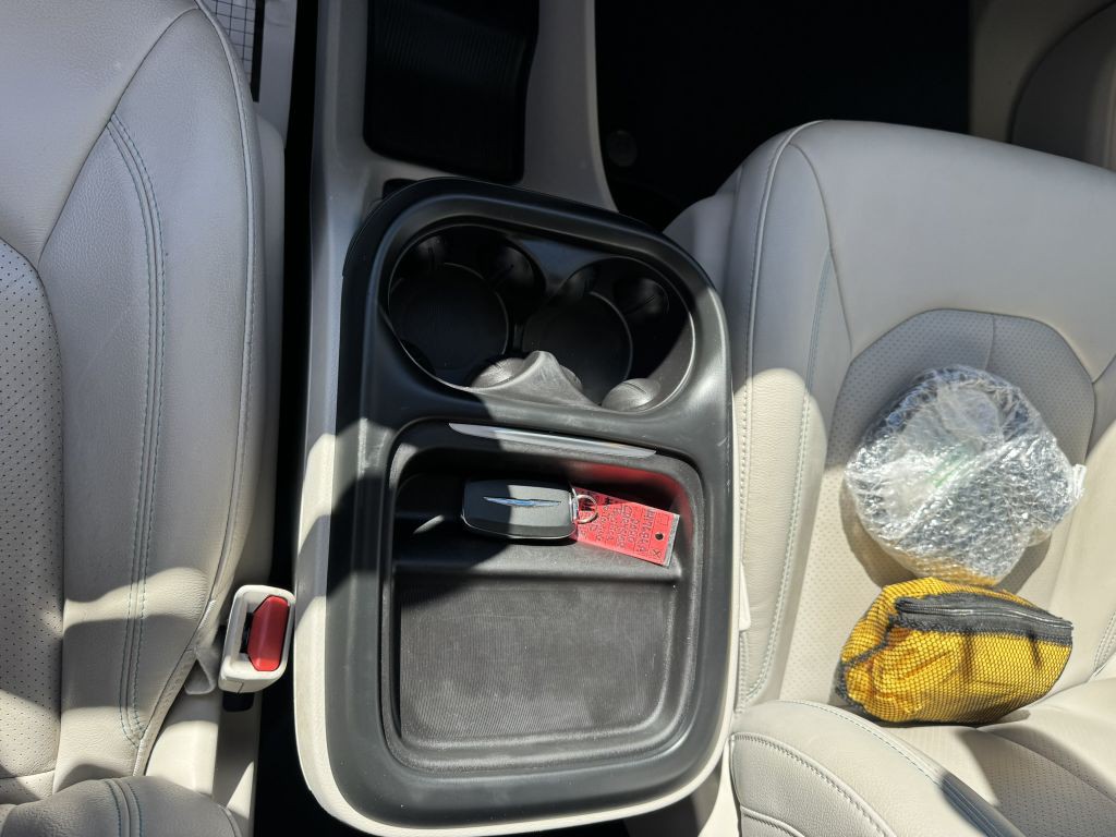 2020 Chrysler Pacifica Image 26