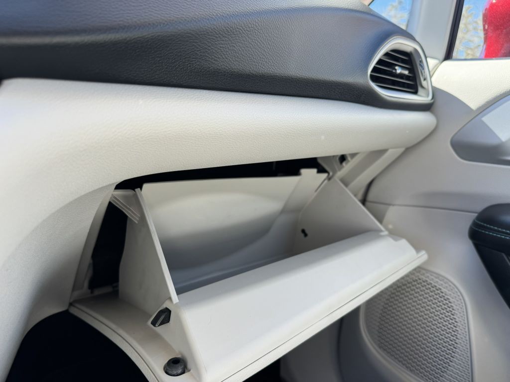 2020 Chrysler Pacifica Image 27