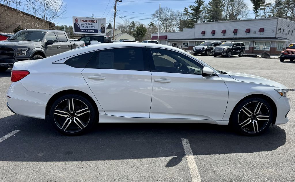 2022 Honda Accord Image 8