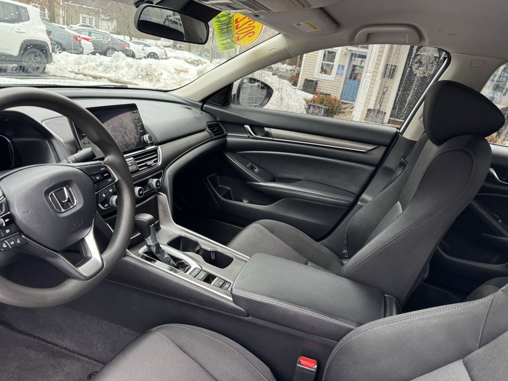 2022 Honda Accord Image 9
