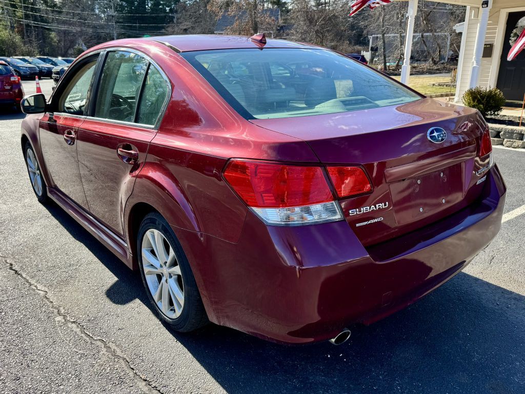 2013 Subaru Legacy Image 4