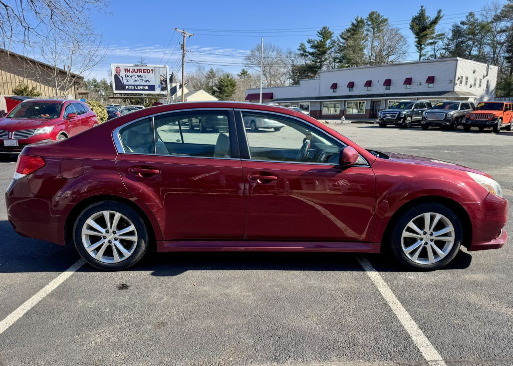 2013 Subaru Legacy Image 8