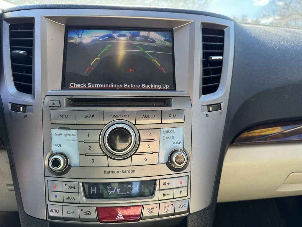 2013 Subaru Legacy Image 18